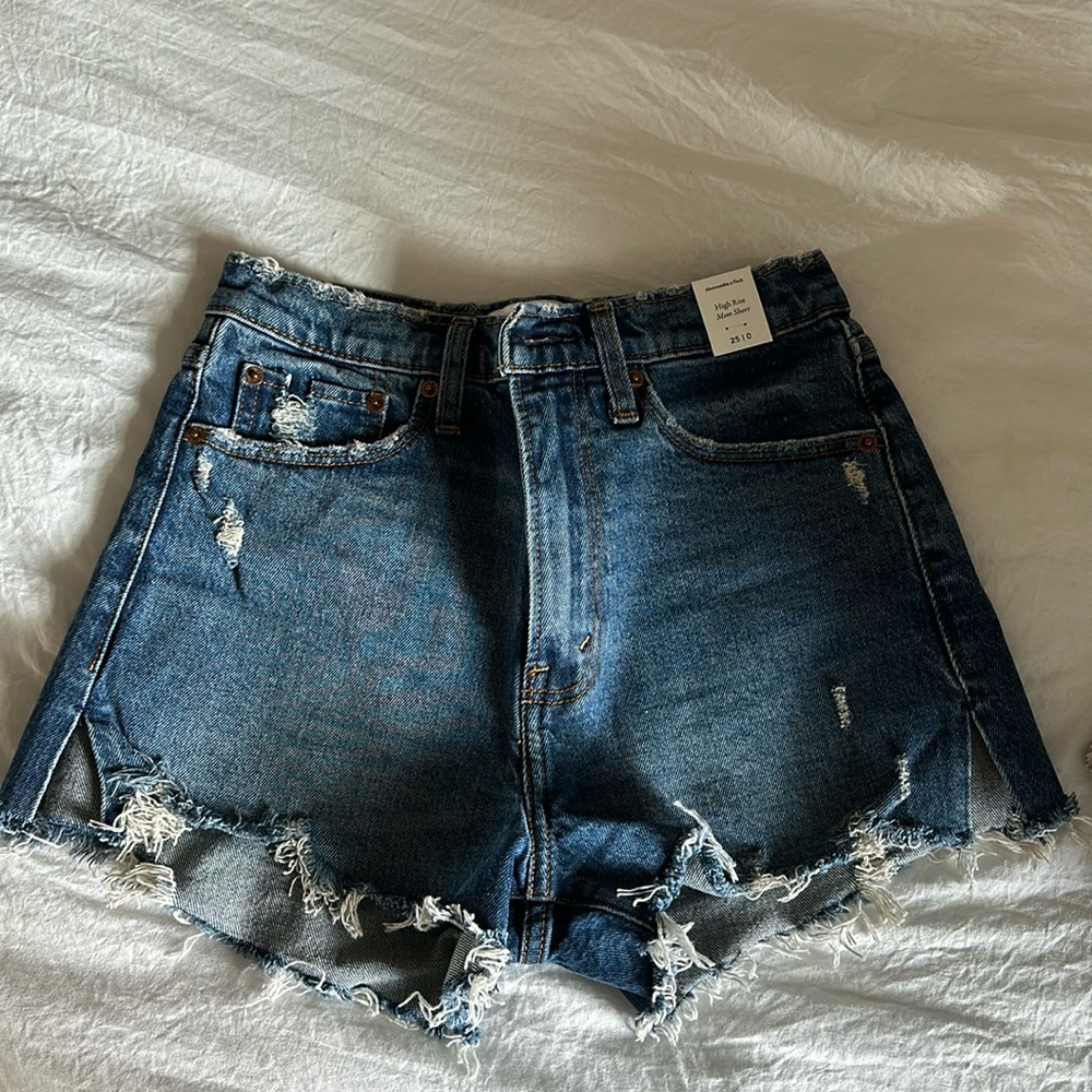 NWT Abercrombie denim shorts
